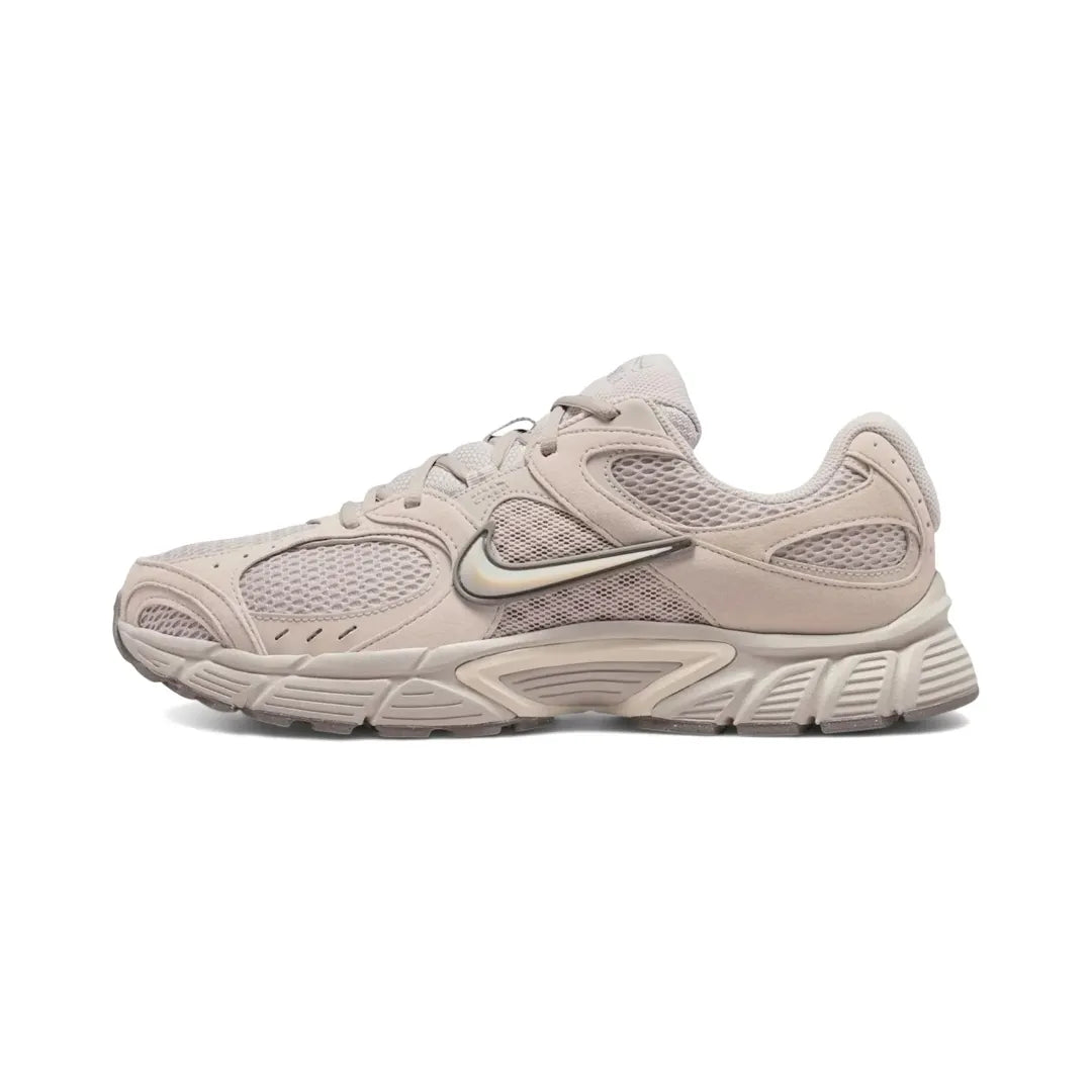Nike V5 RNR ”Moon Particle Light Brown”