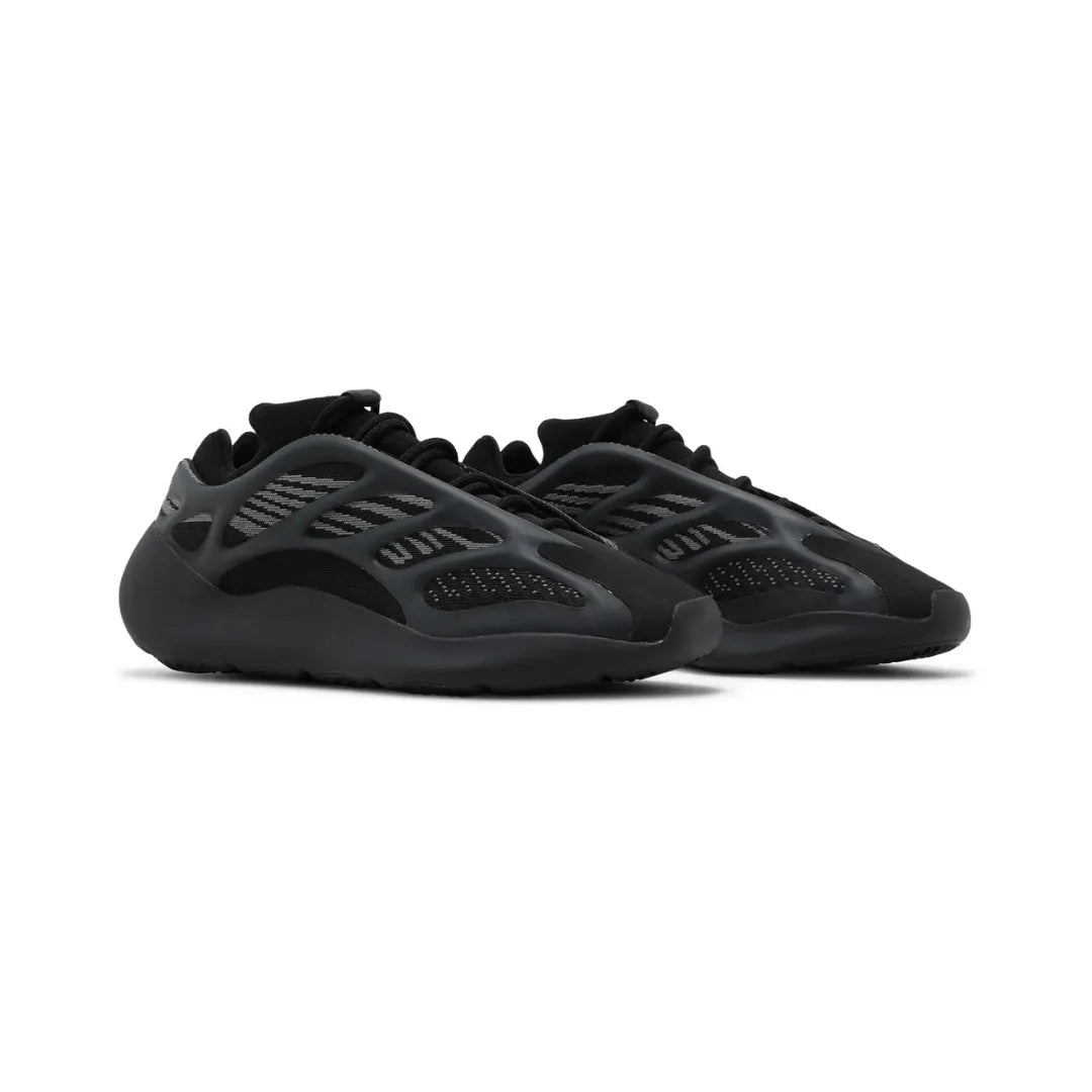 Yeezy 700 v3 ”Dark Glow”