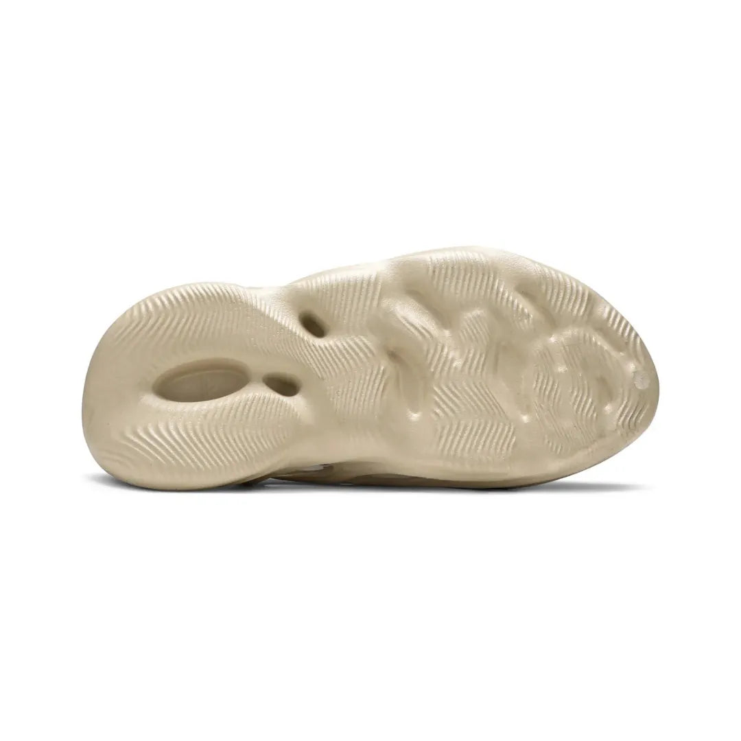YeezyFoamRunner_Sand_FY4567BrickSneakers_4