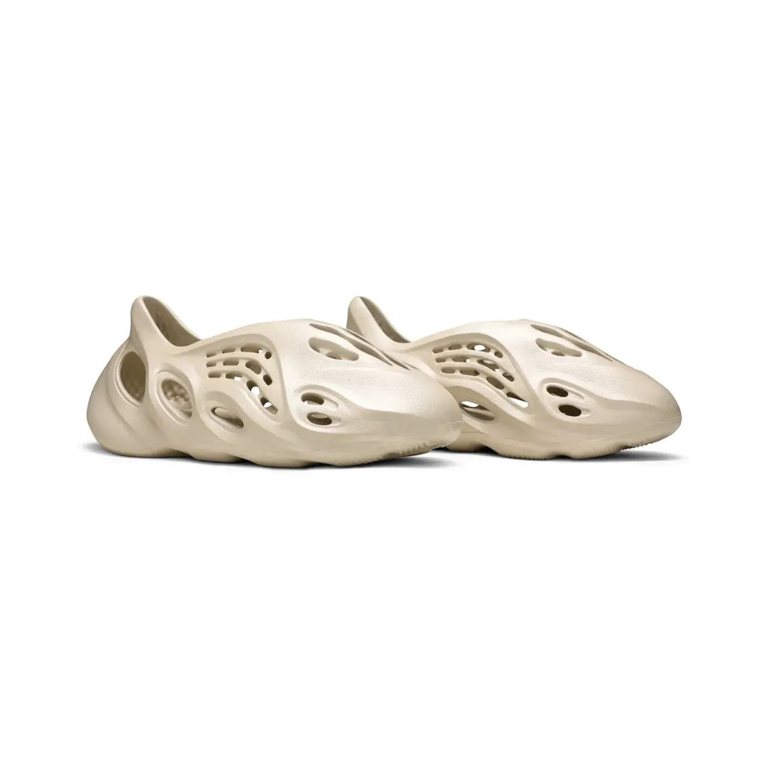 YeezyFoamRunner_Sand_FY4567BrickSneakers_5